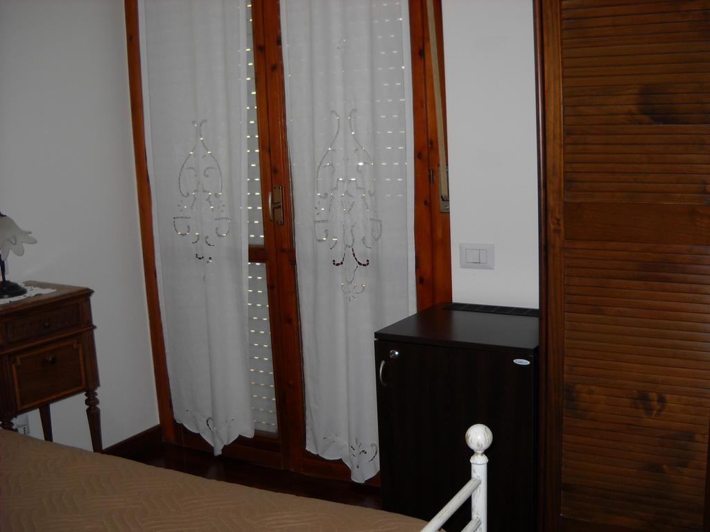 Domomea Hotel Quartu Sant'Elena Bilik gambar