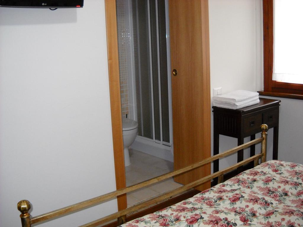 Domomea Hotel Quartu Sant'Elena Bilik gambar